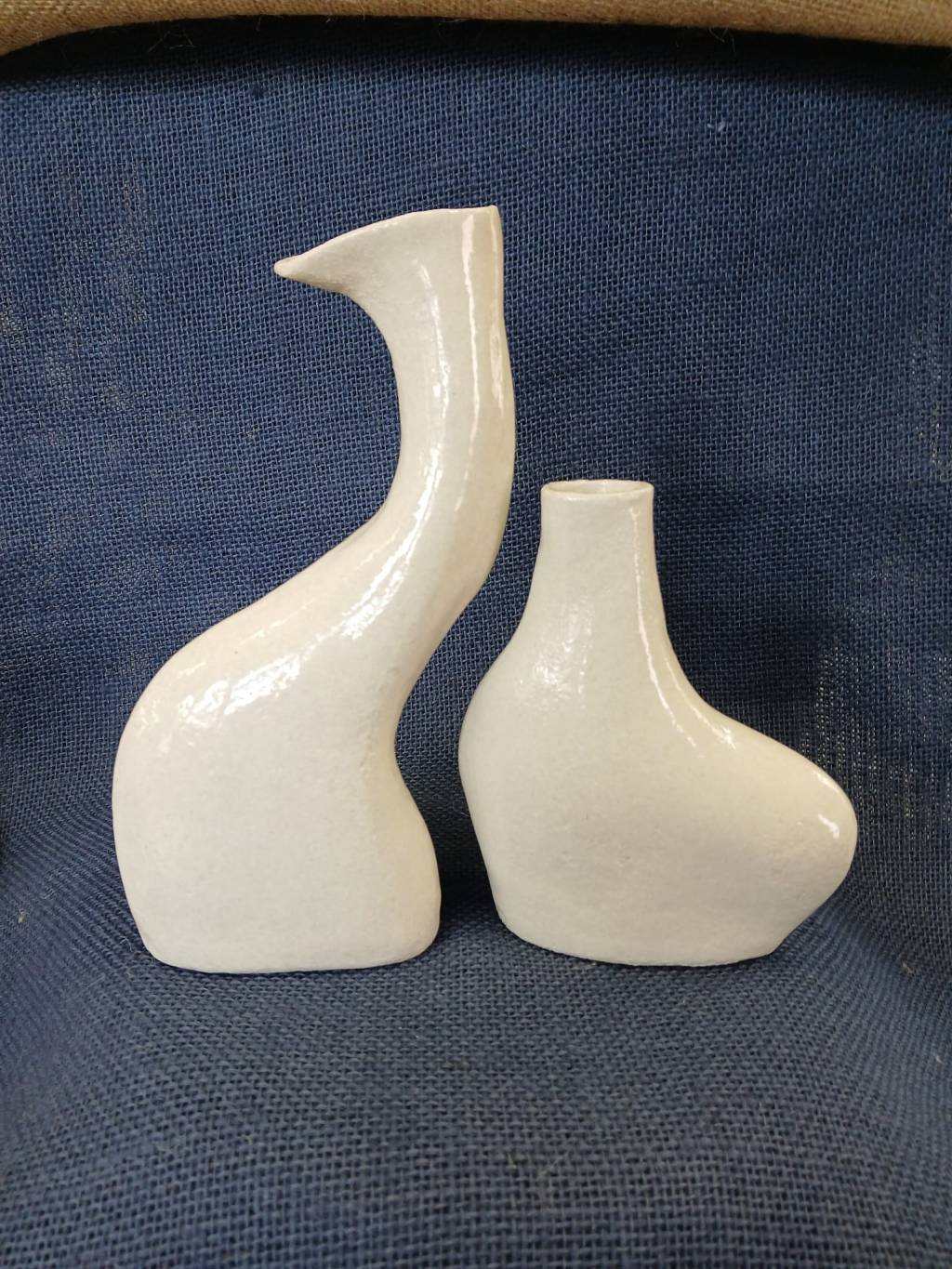 Gossiping Vases